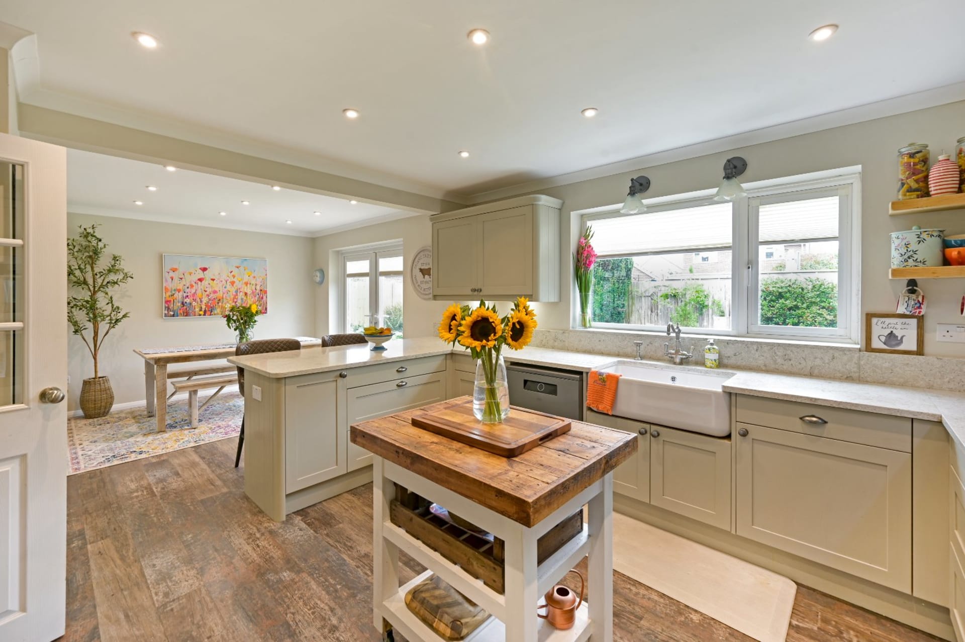 Brabourne Lees — £525,000