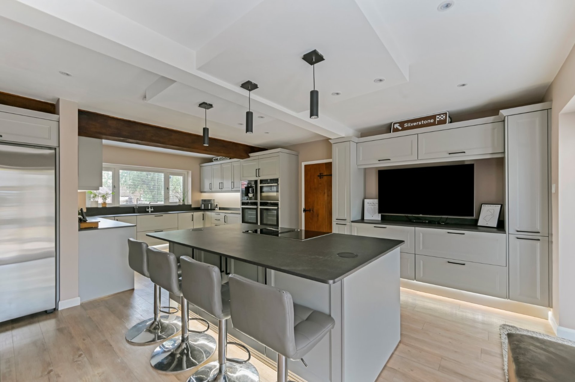 Kingsnorth — £775,000