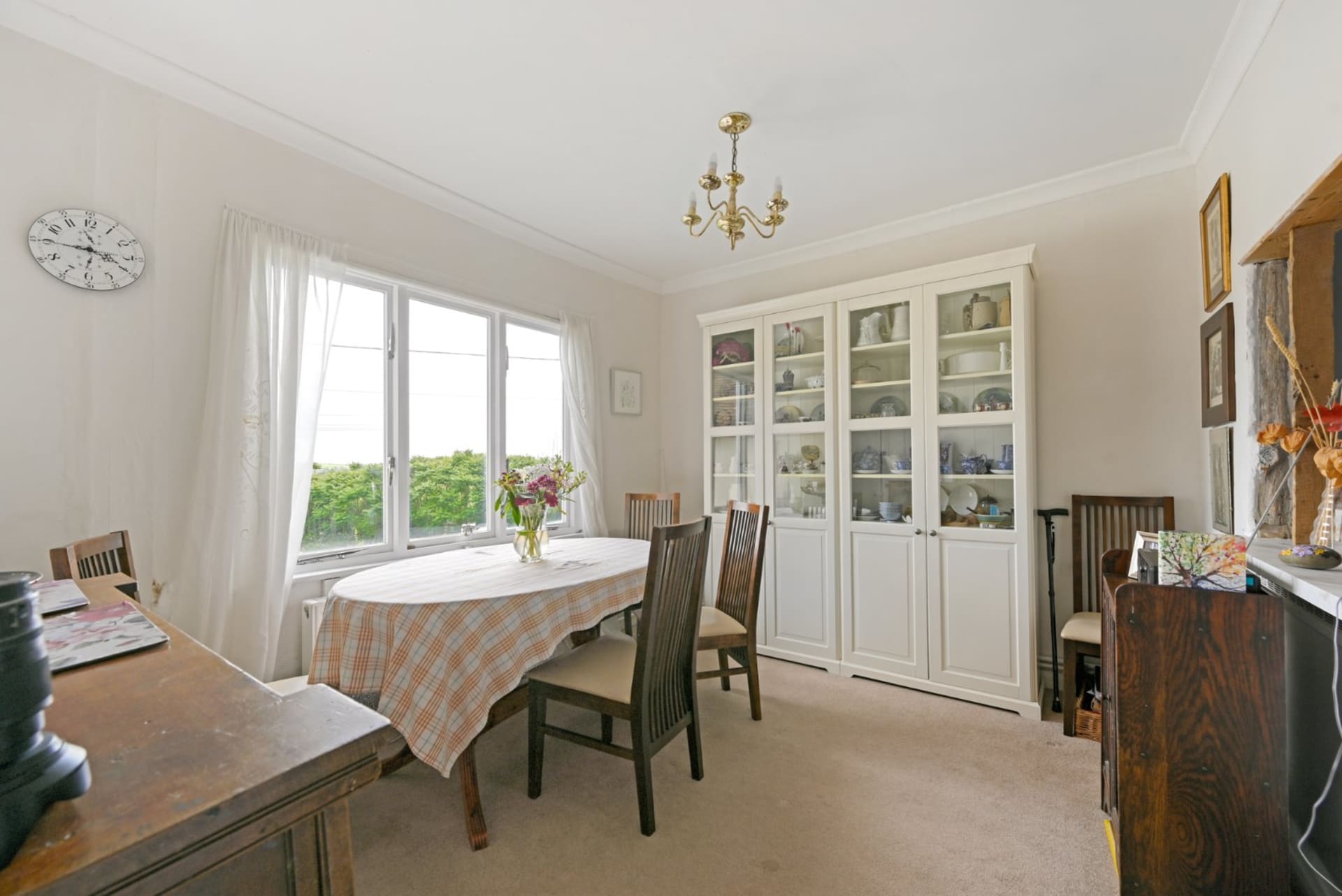 Mersham — Offers in Excess Of £400,000