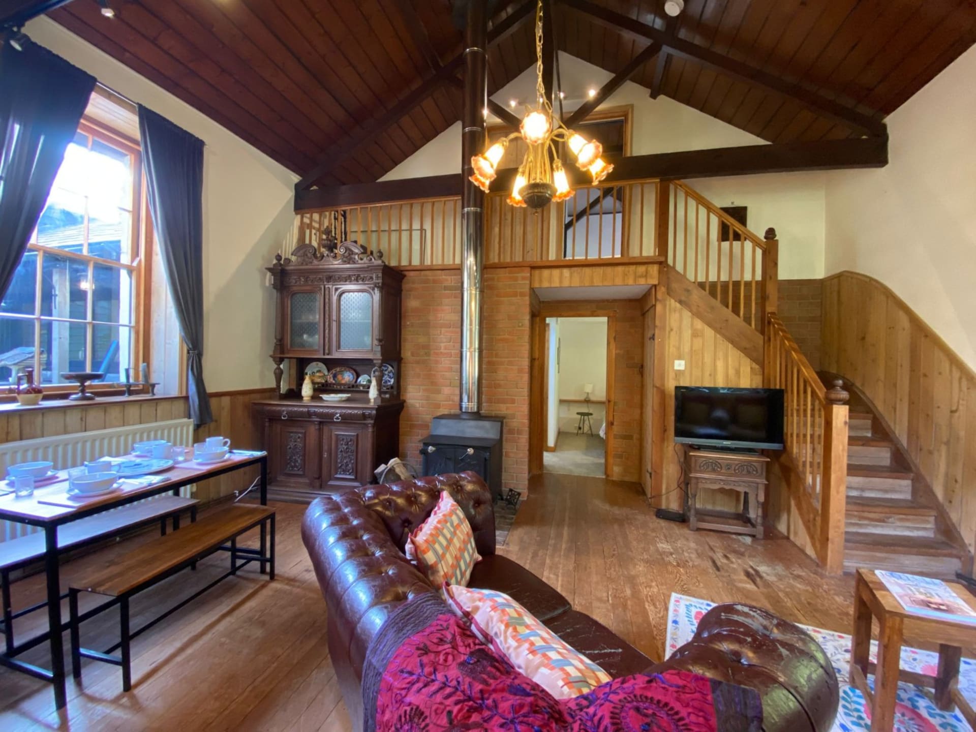 Stelling Minnis — £1,350pcm