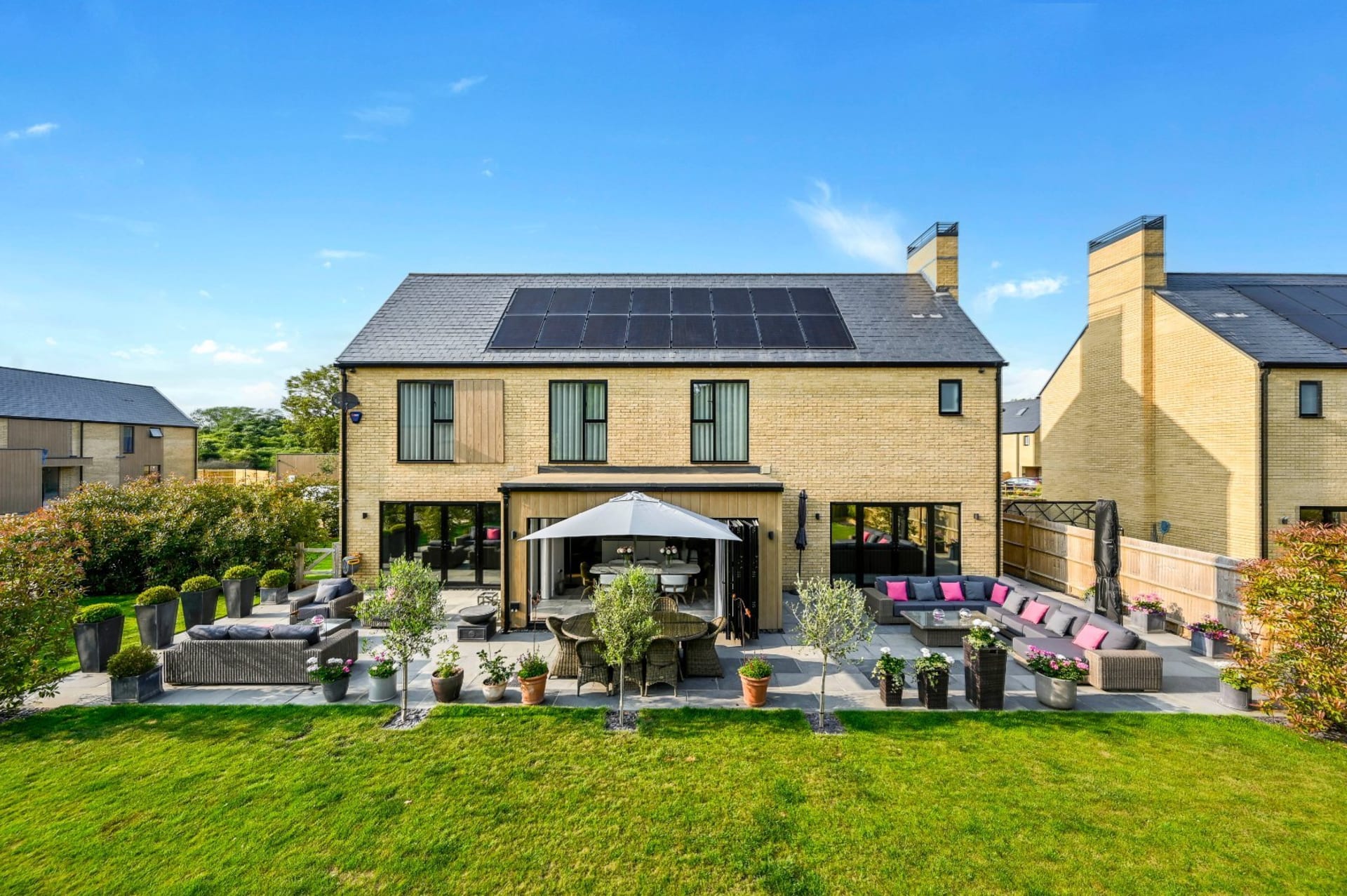 Pluckley — £4,000pcm