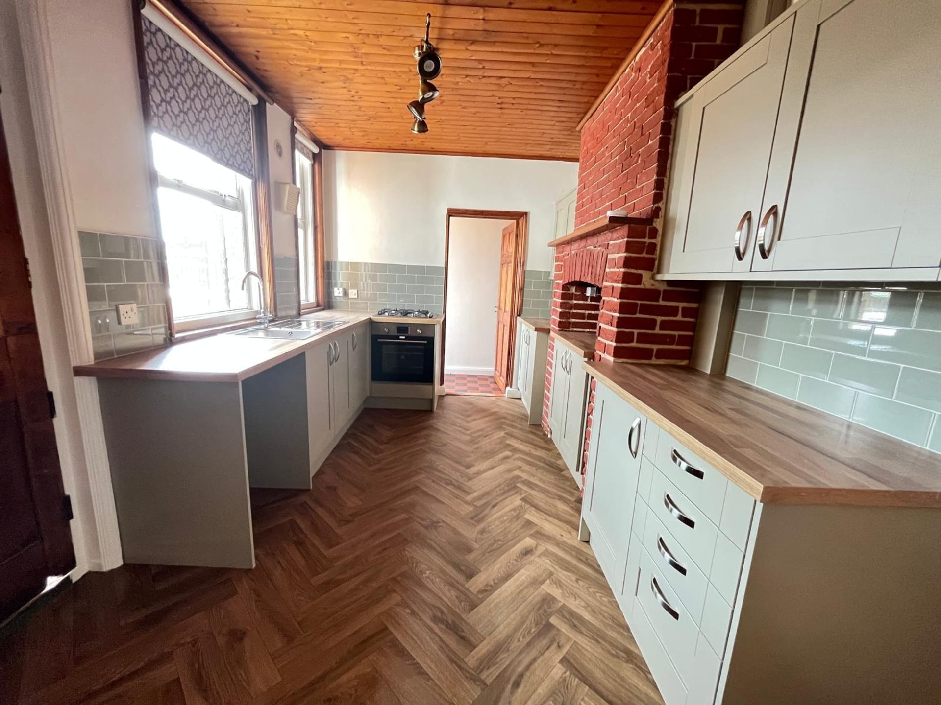 Ashford — £1,350pcm