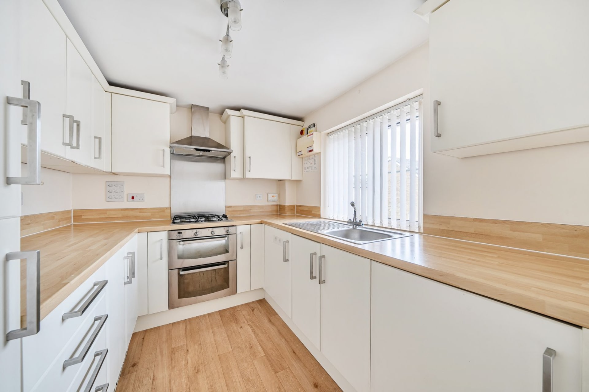 Kingsnorth — £1,250pcm