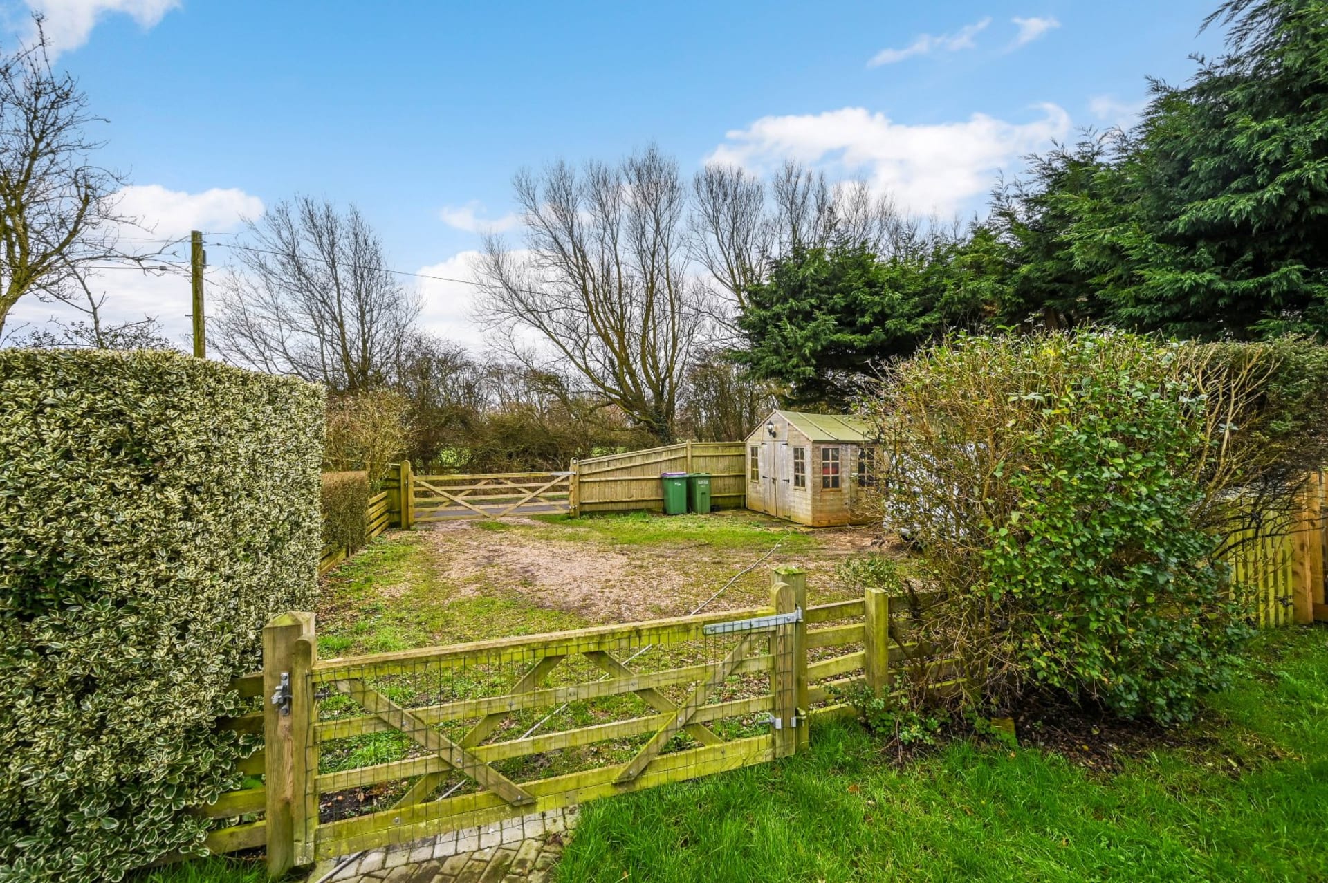 2 Bedroom House Sold in Lydd TN29 Hobbs Parker Estate Agents