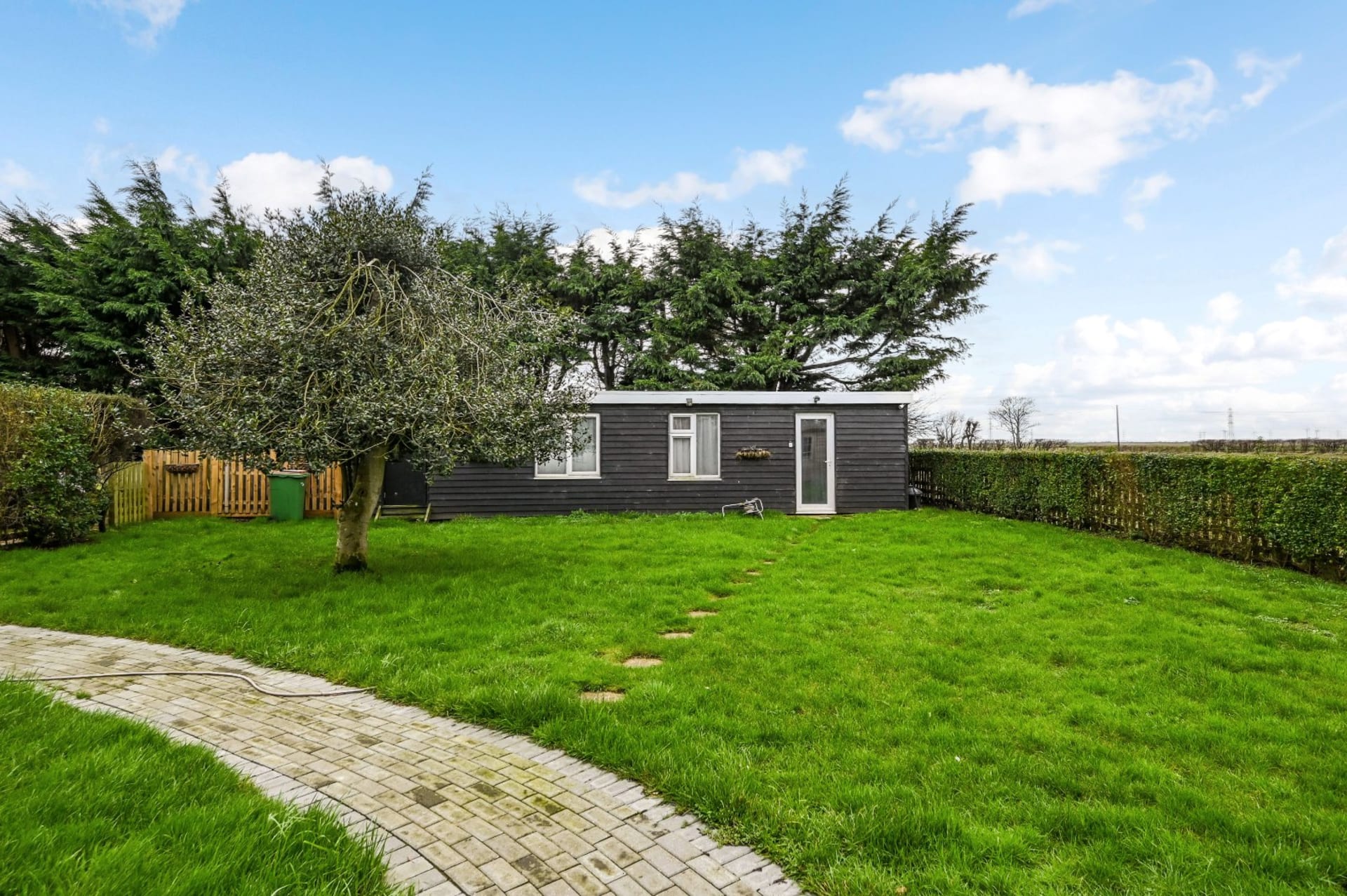 2 Bedroom House Sold in Lydd TN29 Hobbs Parker Estate Agents