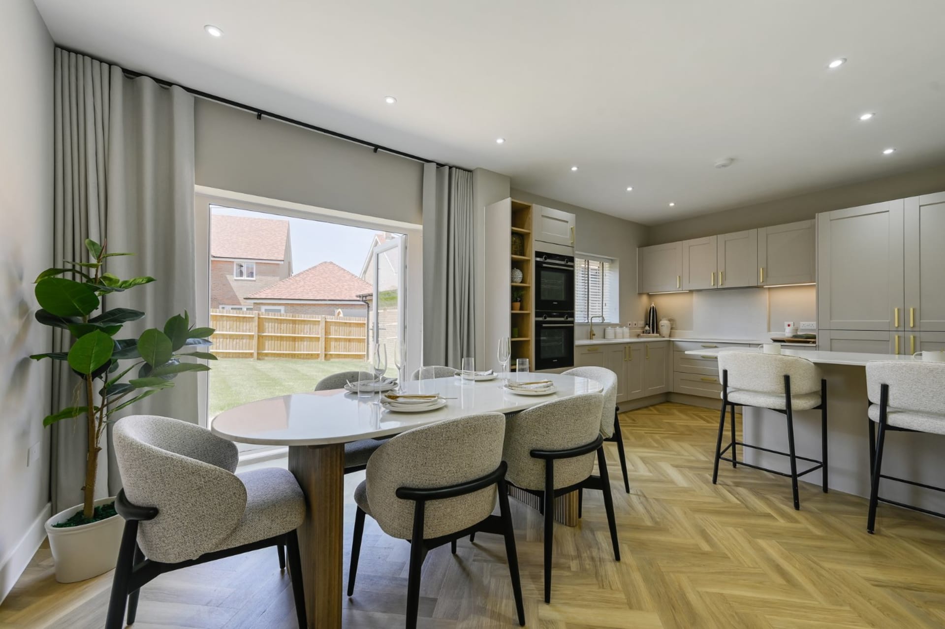 Lyminge — £895,000