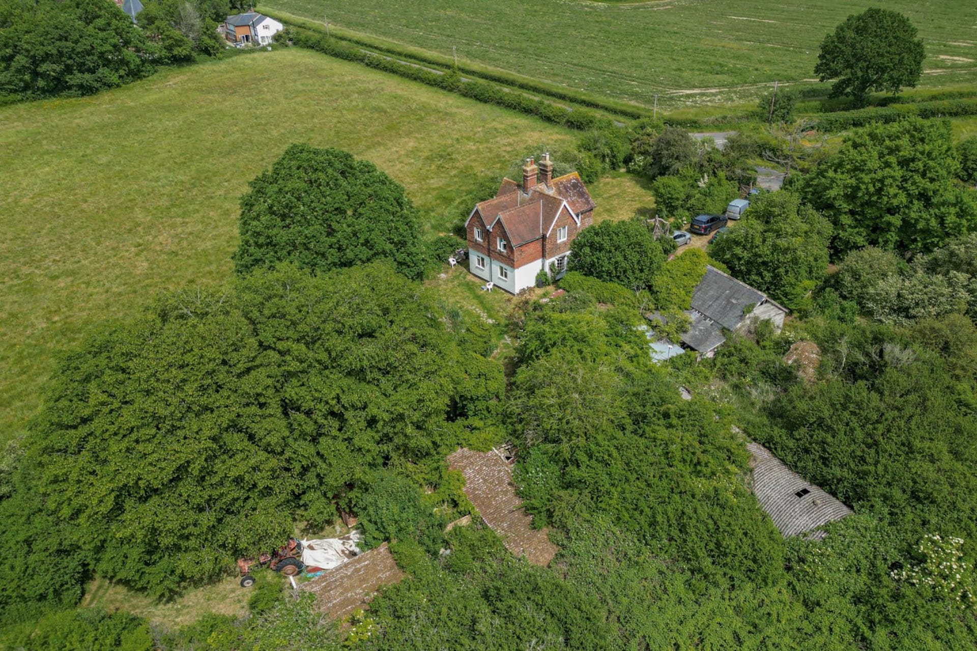 Staplehurst — £925,000