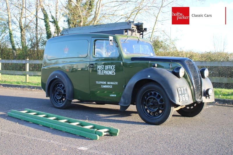 1945 MORRIS Z VAN