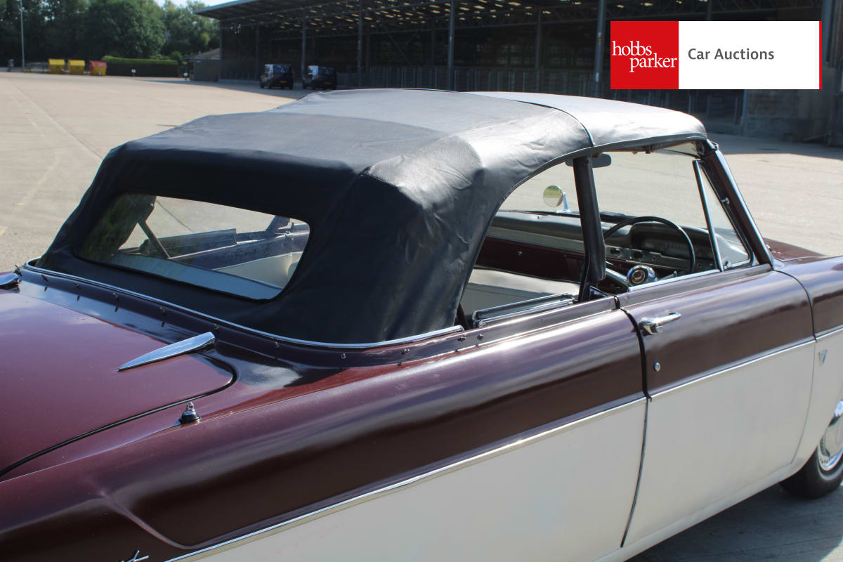 FORD CONSUL MK II CONVERTIBLE image 25