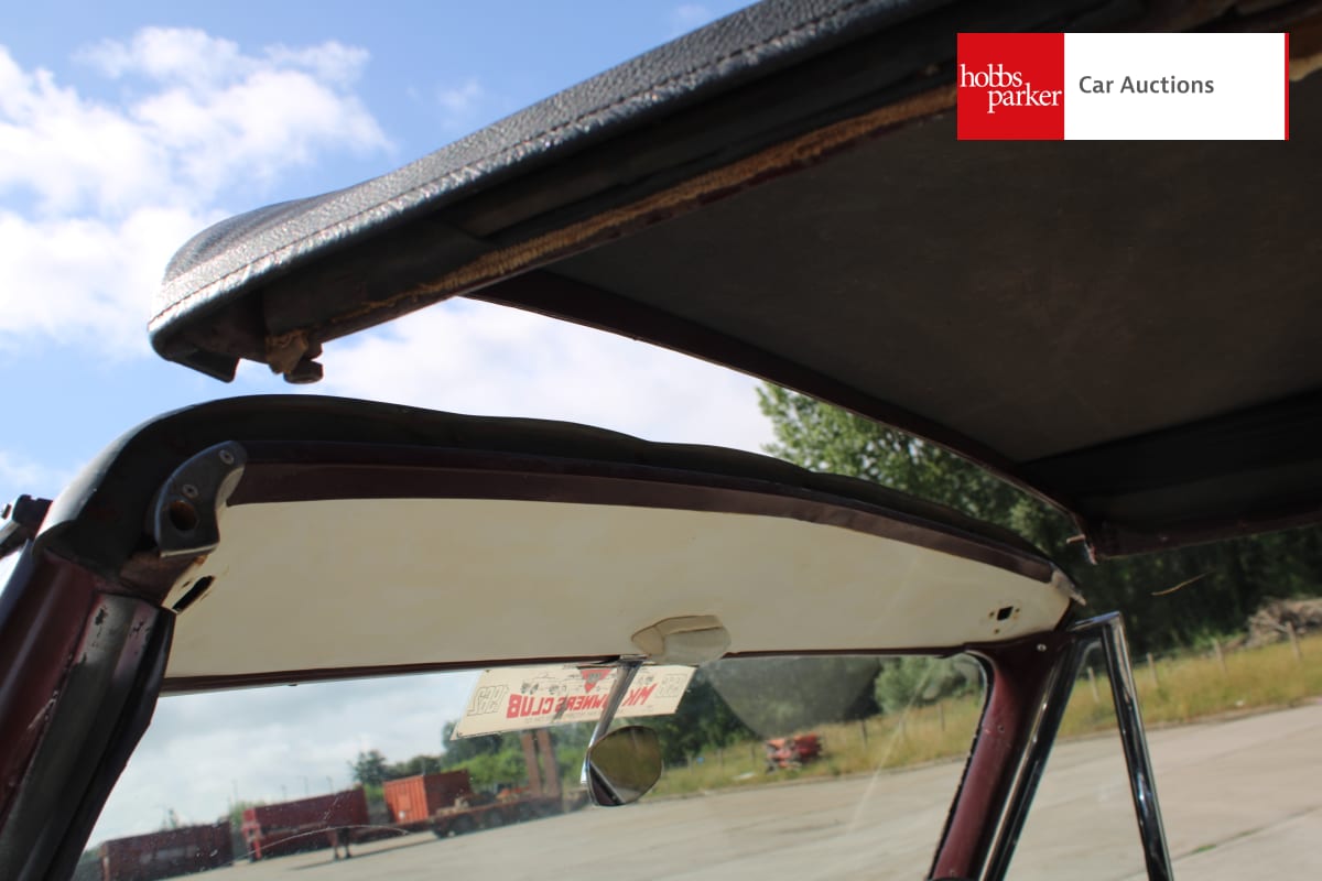 FORD CONSUL MK II CONVERTIBLE image 28