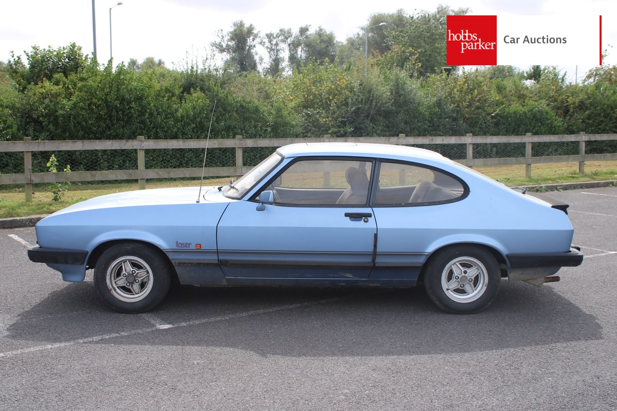 FORD CAPRI LASER image 38
