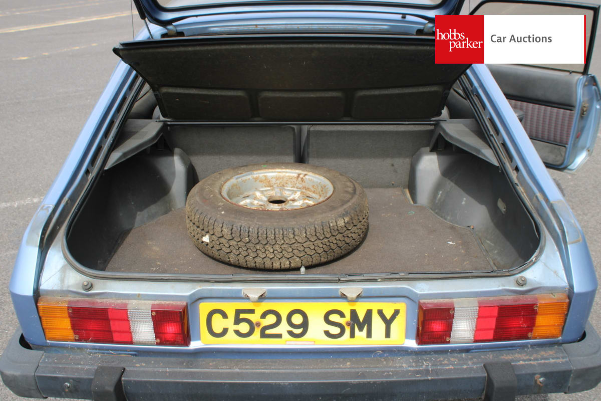 FORD CAPRI LASER image 51