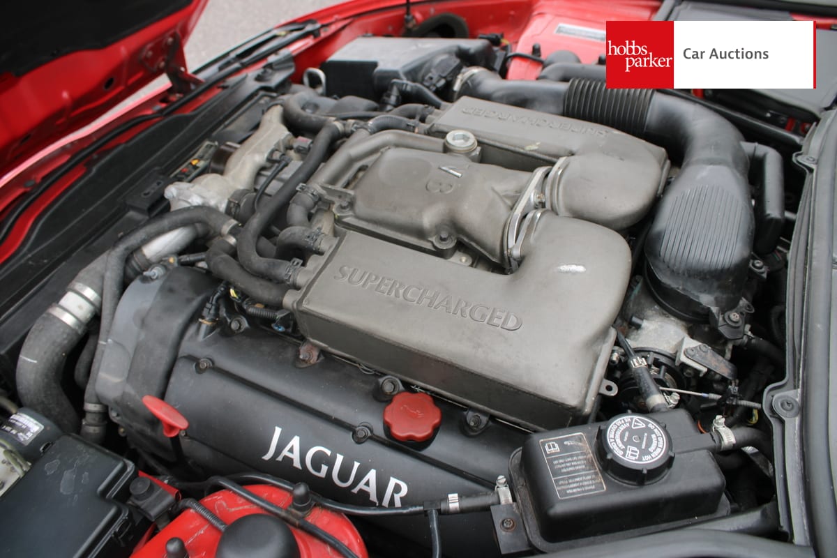 JAGUAR XKR 4.0 CONVERTIBLE AUTO image 59