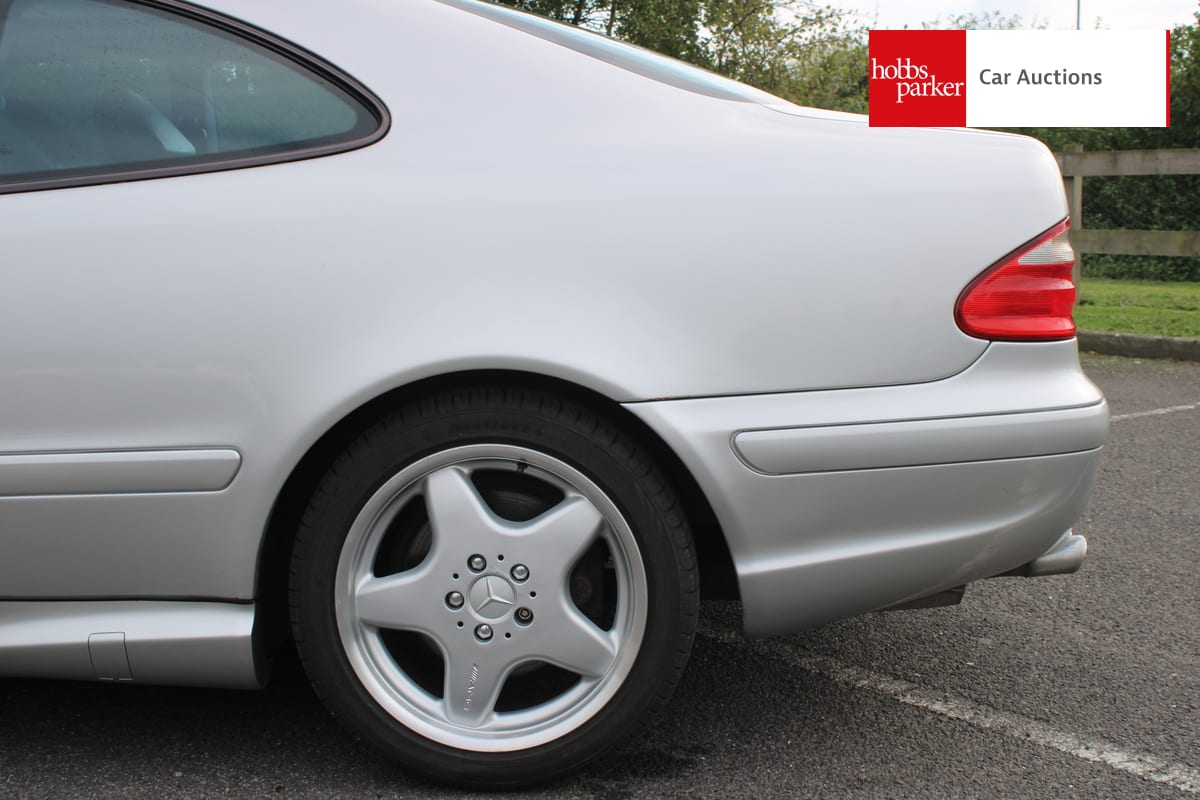 MERCEDES CLK55 AMG AUTO image 10