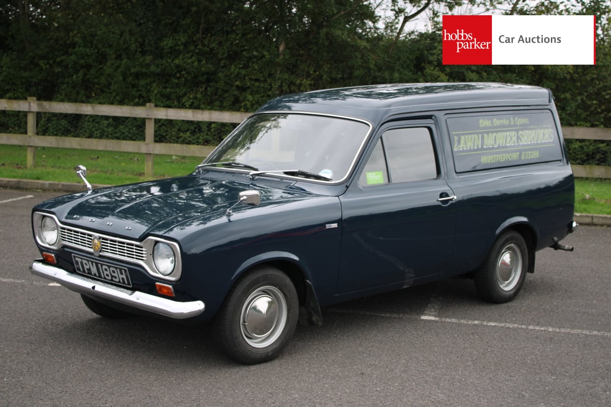 FORD ESCORT 8 CWT D/L MK1 Van image 8