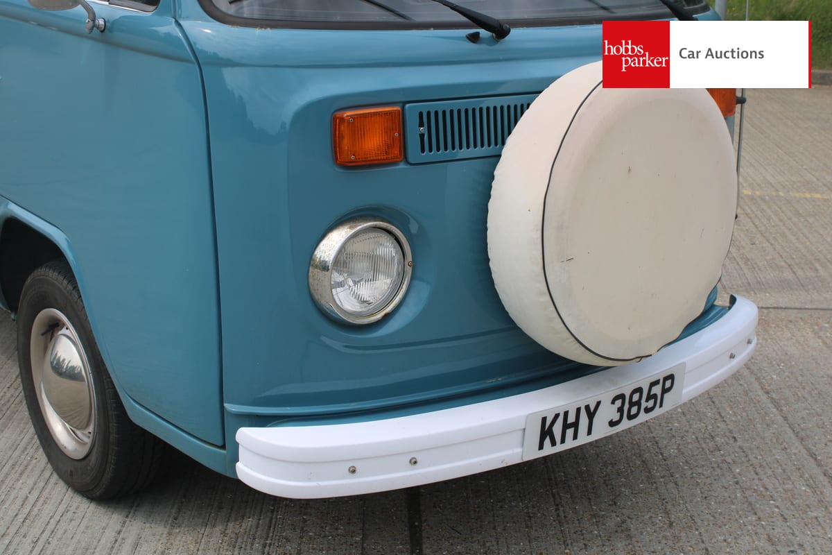 VOLKSWAGEN CAMPER VAN image 10