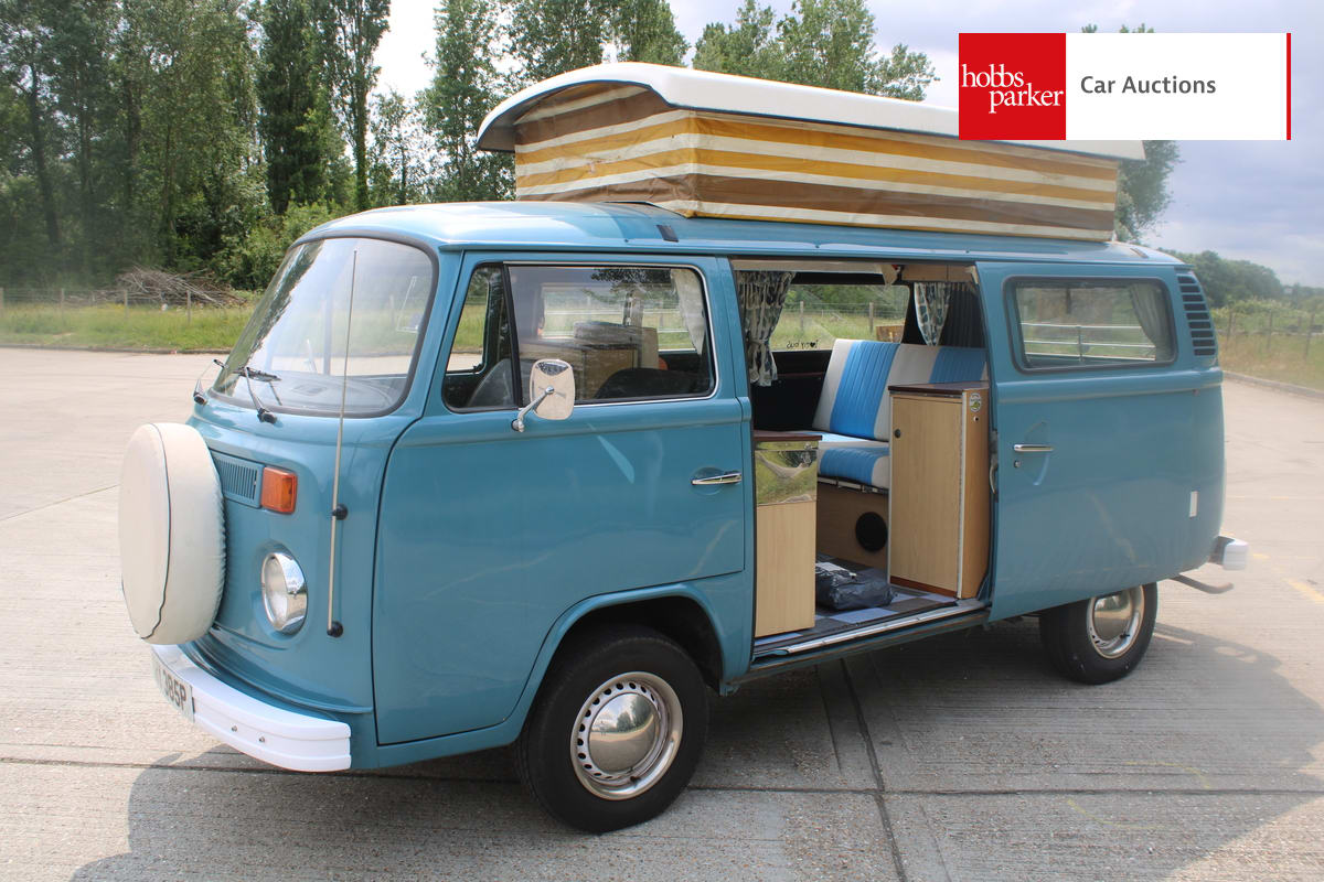 VOLKSWAGEN CAMPER VAN image 24