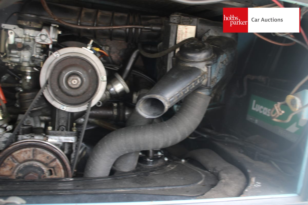 VOLKSWAGEN CAMPER VAN image 38