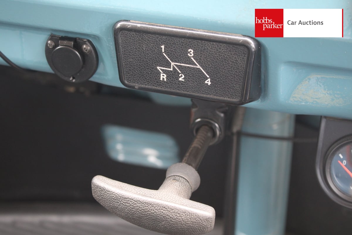 VOLKSWAGEN CAMPER VAN image 49