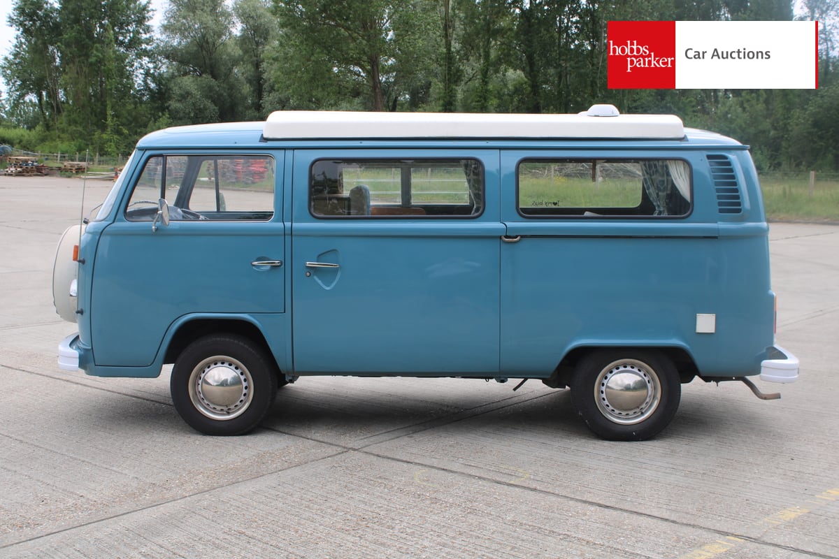 VOLKSWAGEN CAMPER VAN image 7