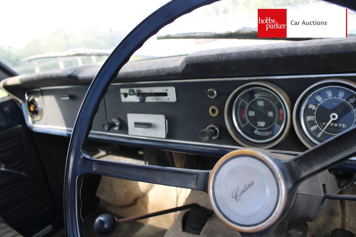 FORD CORTINA 1300 DELUXE image 23