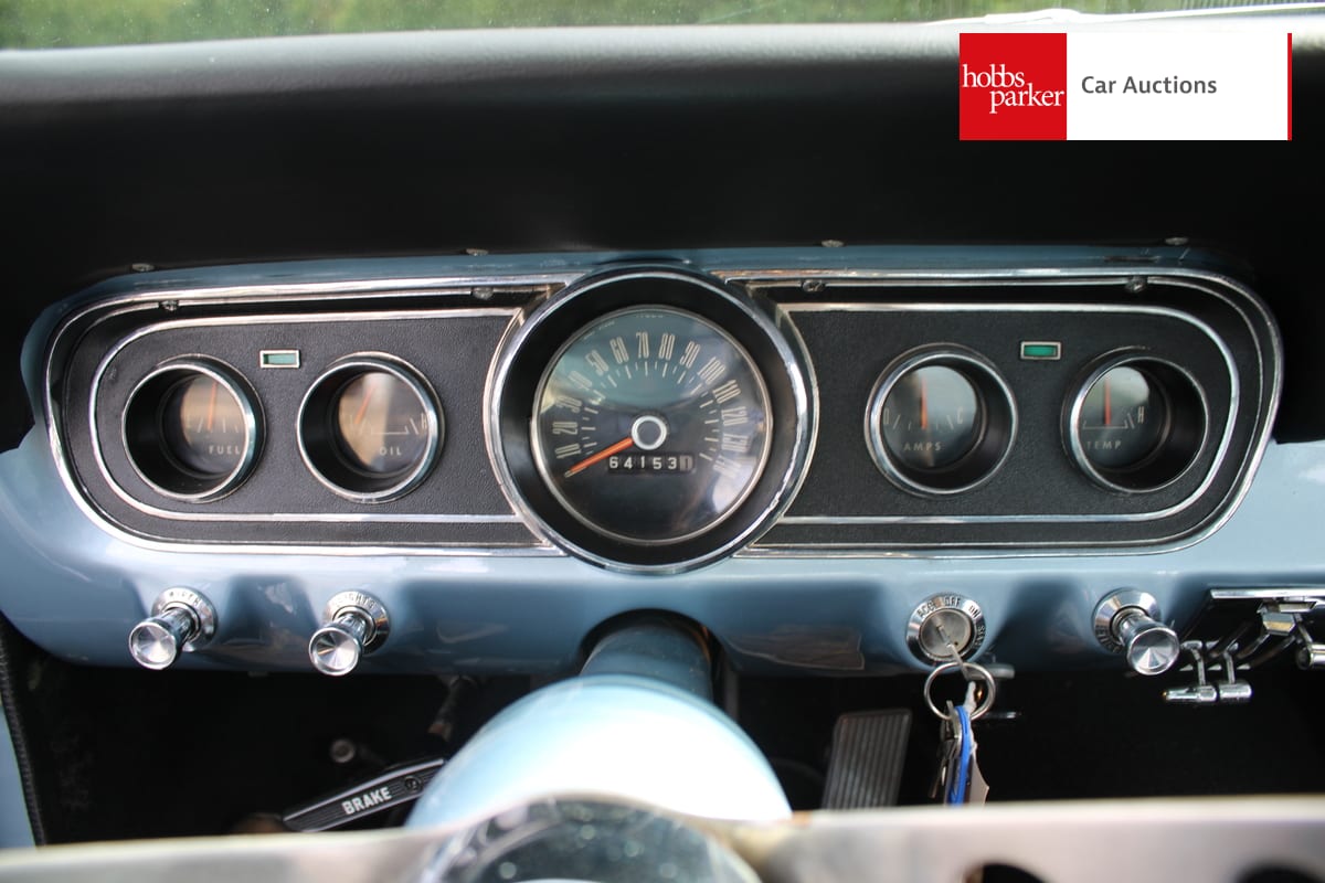 FORD Mustang Coupe image 39