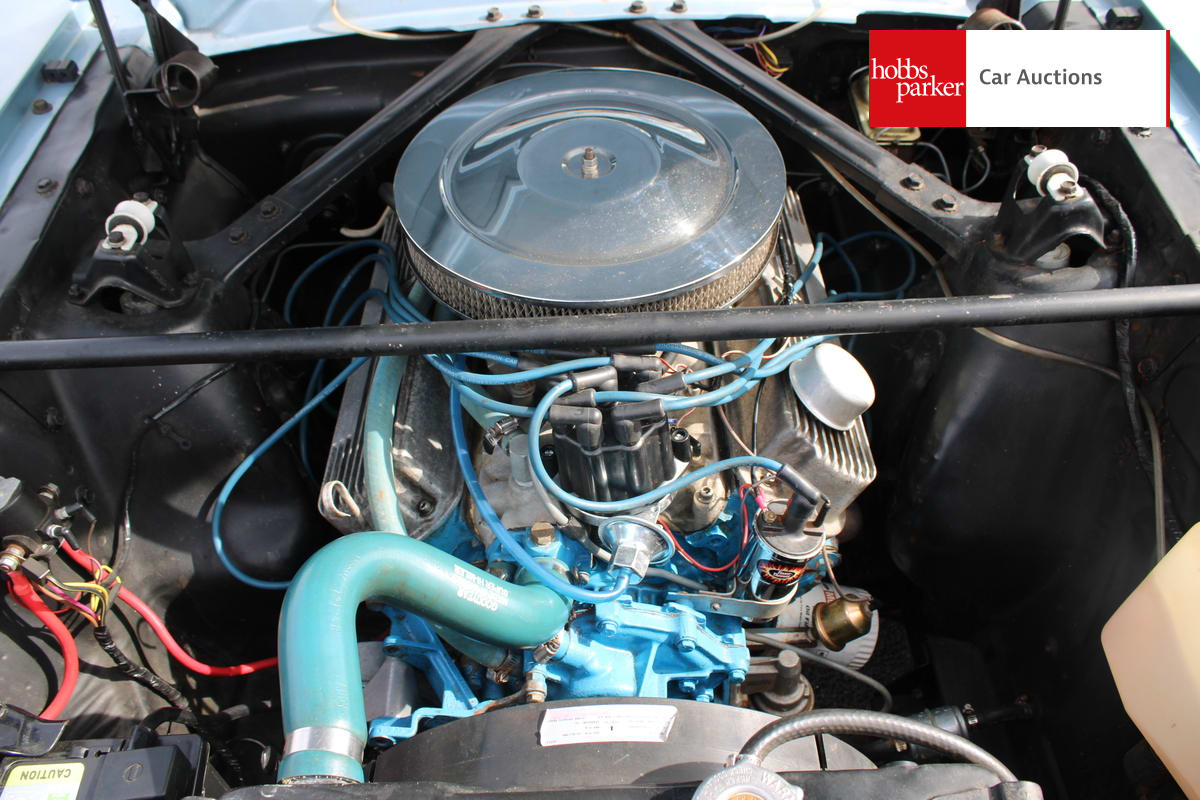 FORD Mustang Coupe image 45