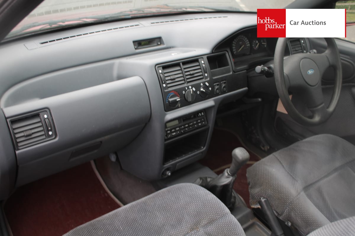 FORD ORION ENCORE image 23