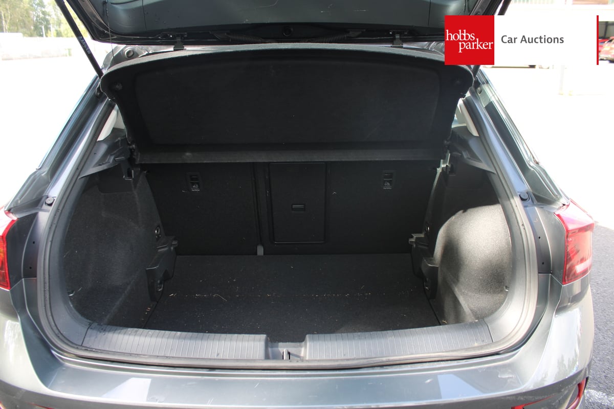 VOLKSWAGEN T-ROC LIFE TSI image 15