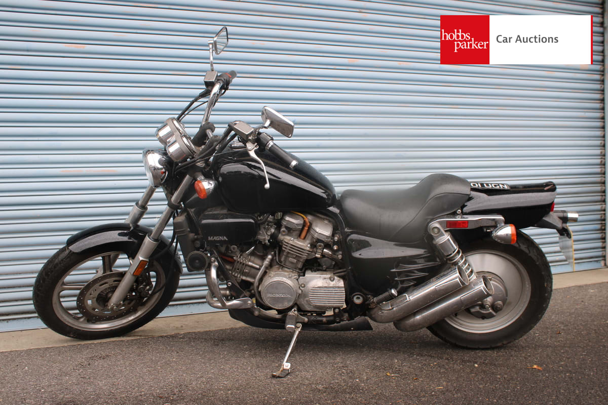HONDA SUPER MAGNA 700 image 5
