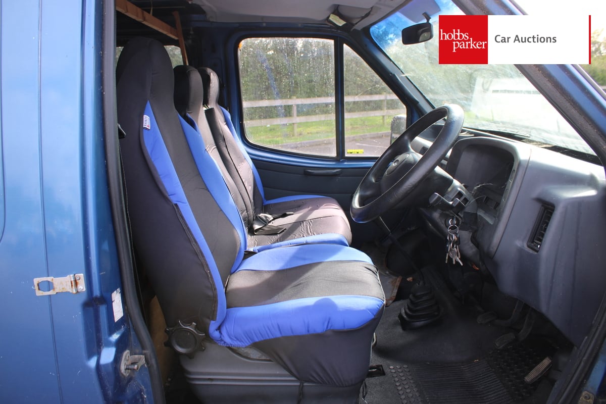 FORD TRANSIT 80 D SWB image 9