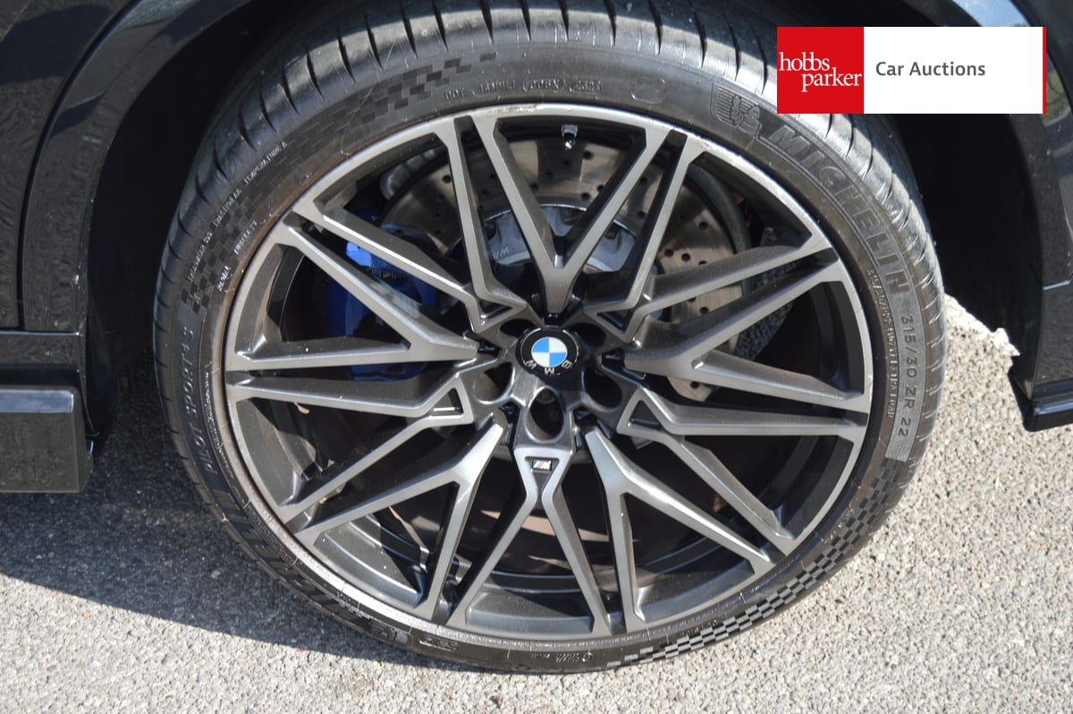BMW X5 M COMPETITION AUTO image 11