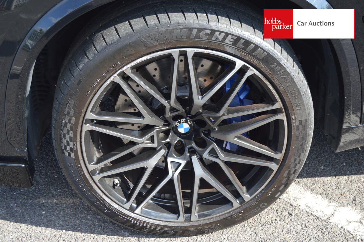 BMW X5 M COMPETITION AUTO image 12