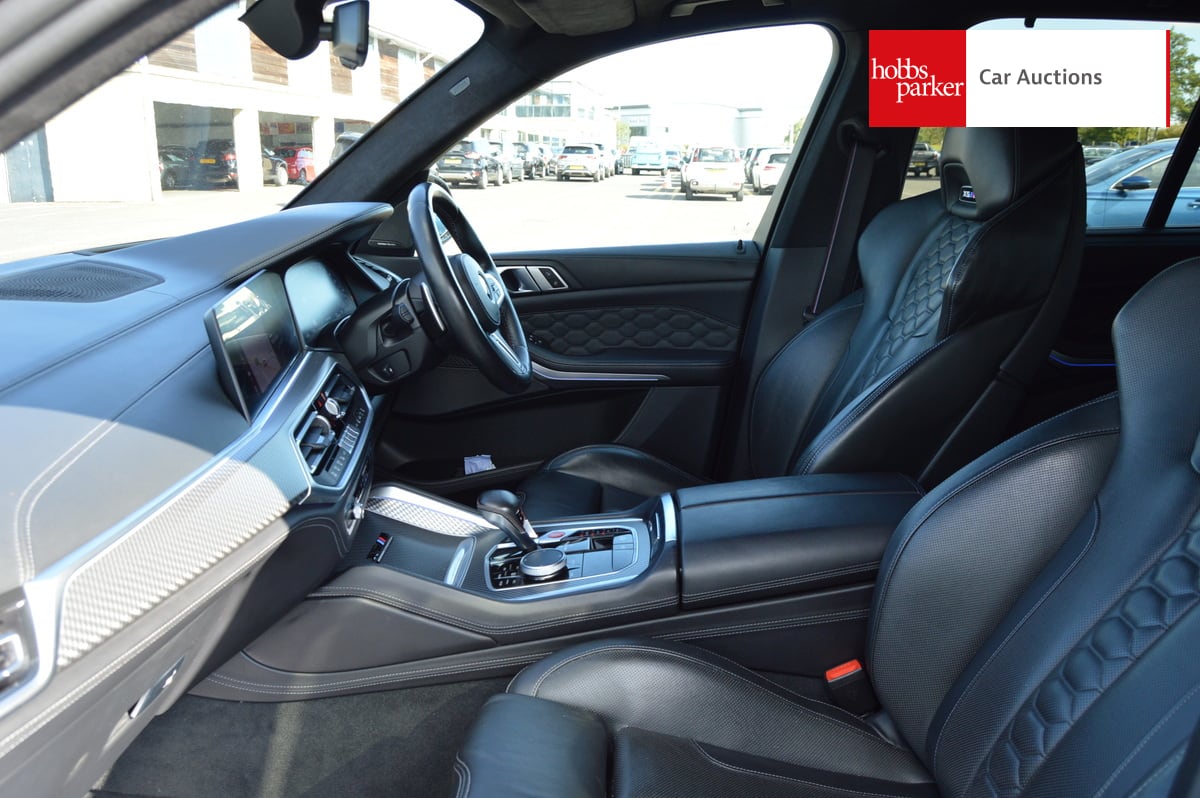 BMW X5 M COMPETITION AUTO image 13