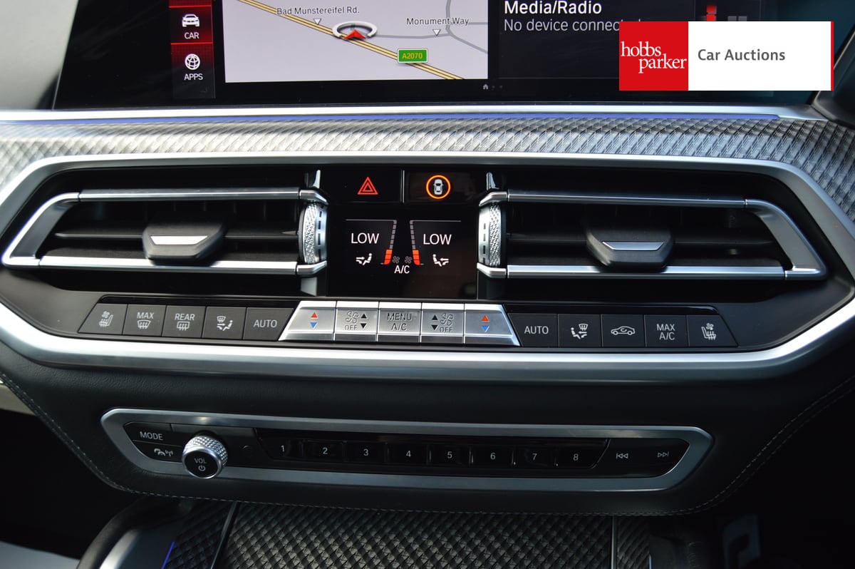 BMW X5 M COMPETITION AUTO image 19