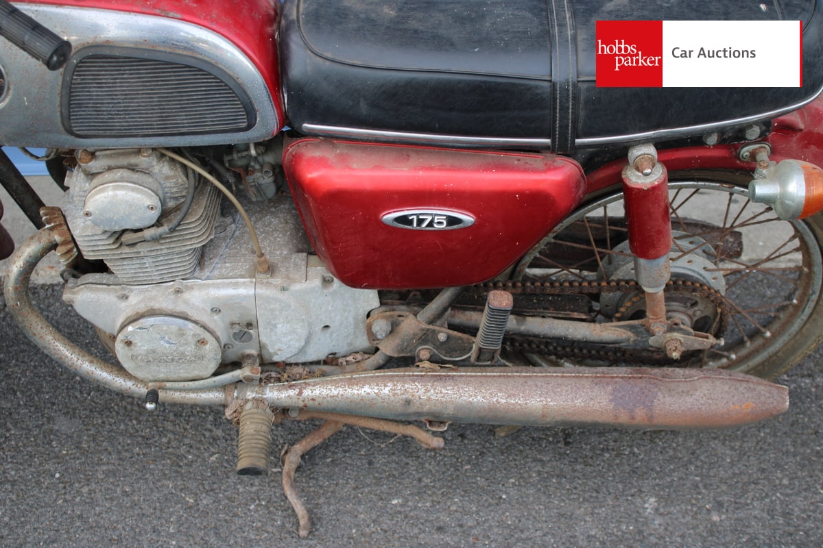 HONDA CD175 image 7