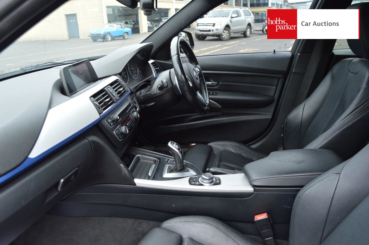 BMW 325D M SPORT AUTO image 13