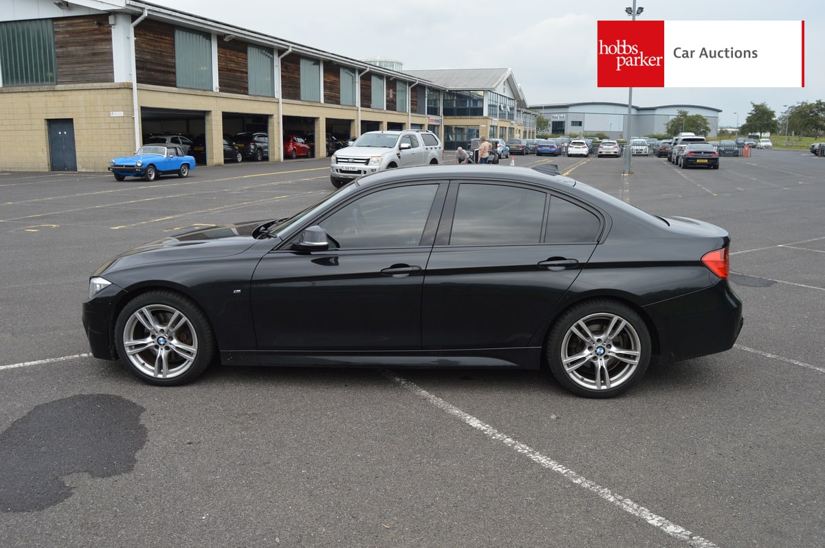 BMW 325D M SPORT AUTO image 6