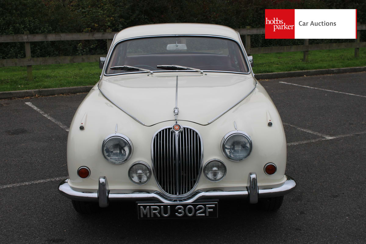 JAGUAR 240 image 9