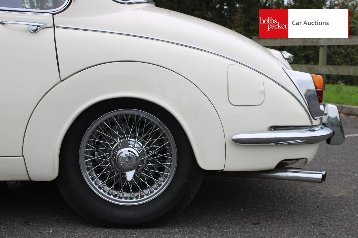 JAGUAR 240 image 11