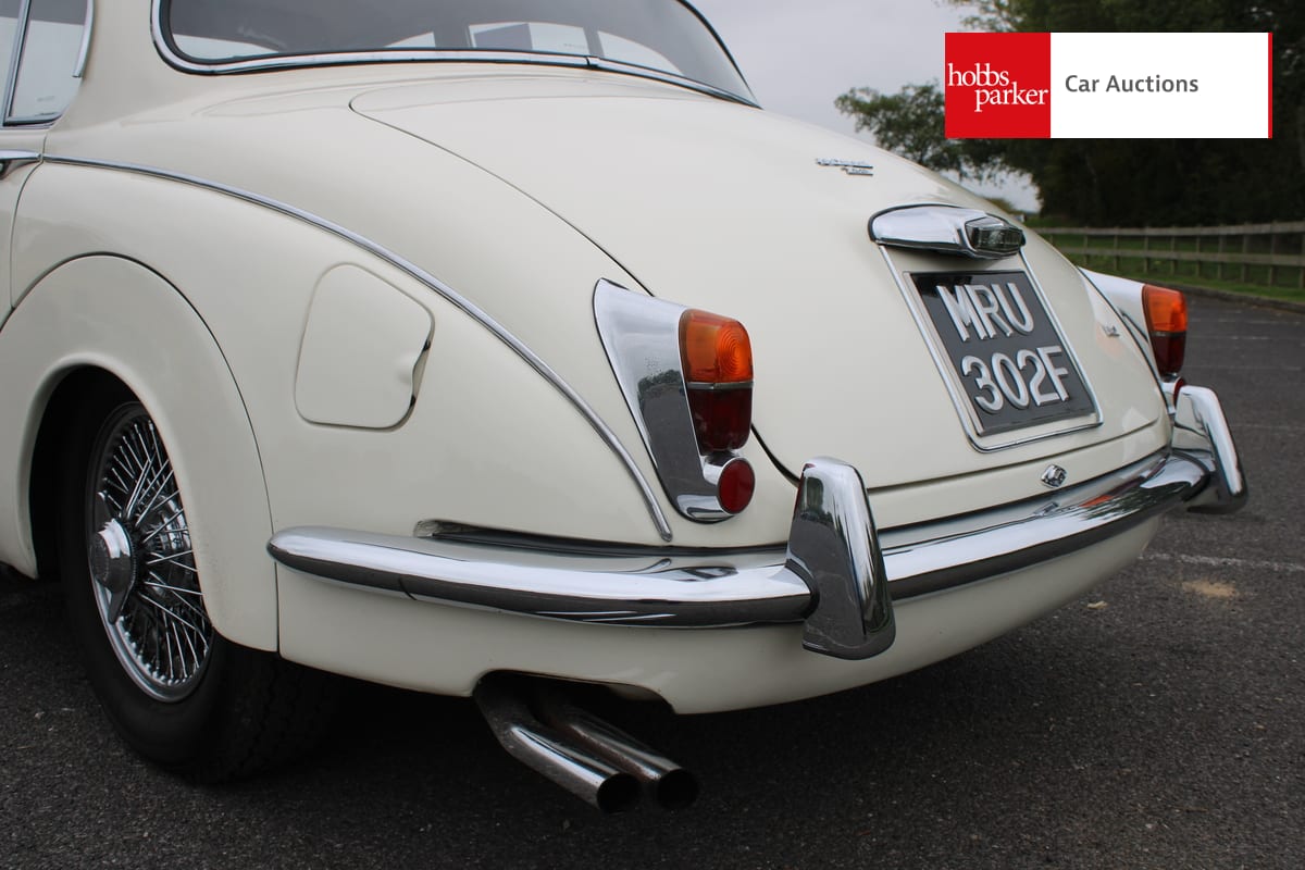 JAGUAR 240 image 12