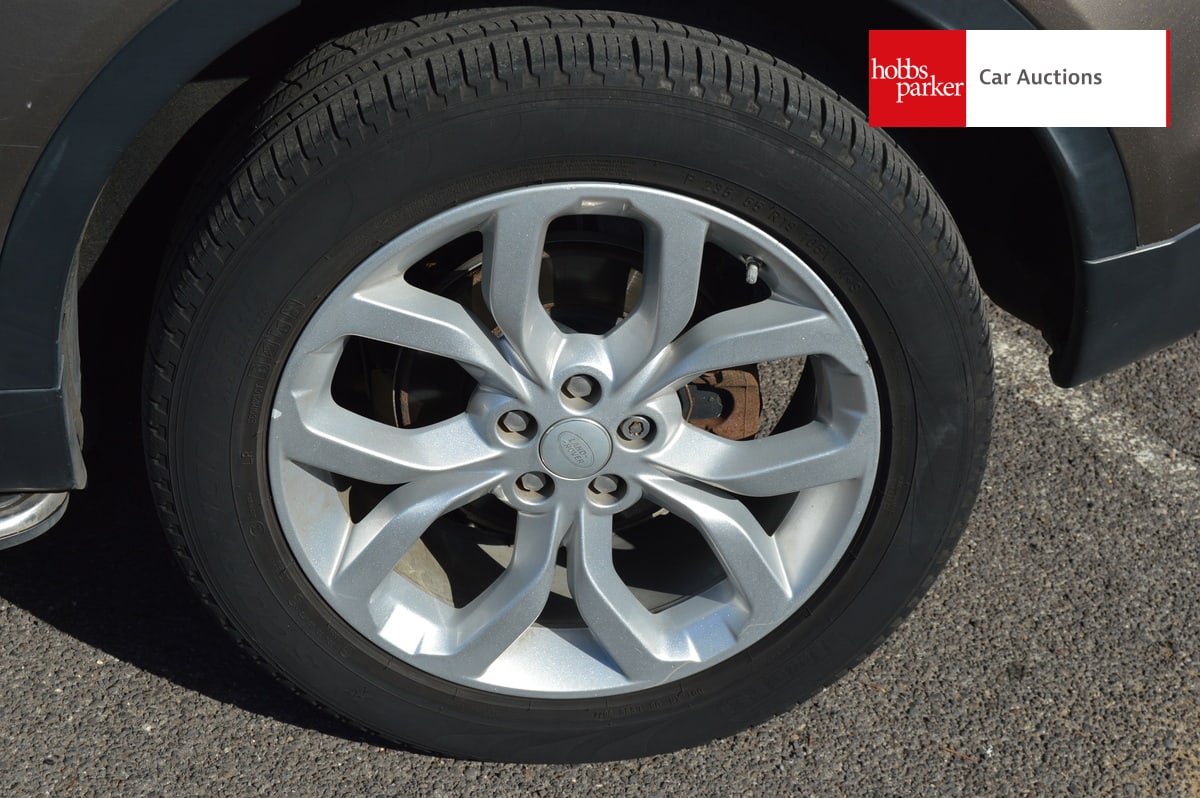 LAND ROVER DISCOVERY SPORT HSE TD4 A image 10