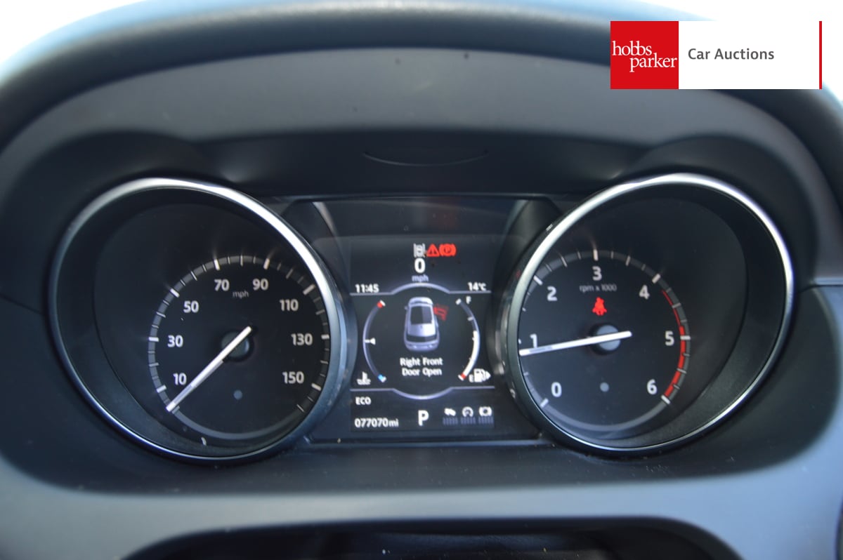LAND ROVER DISCOVERY SPORT HSE TD4 A image 16