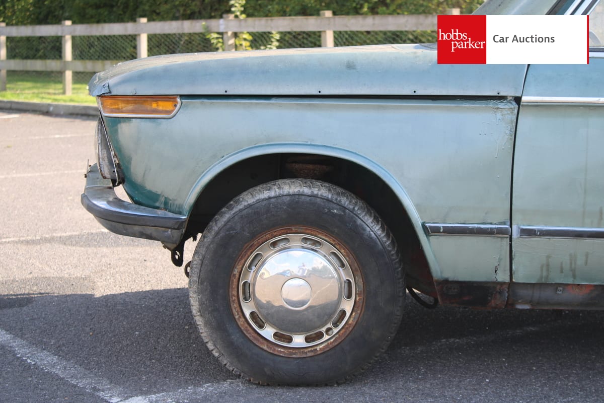 BMW 1602 image 9