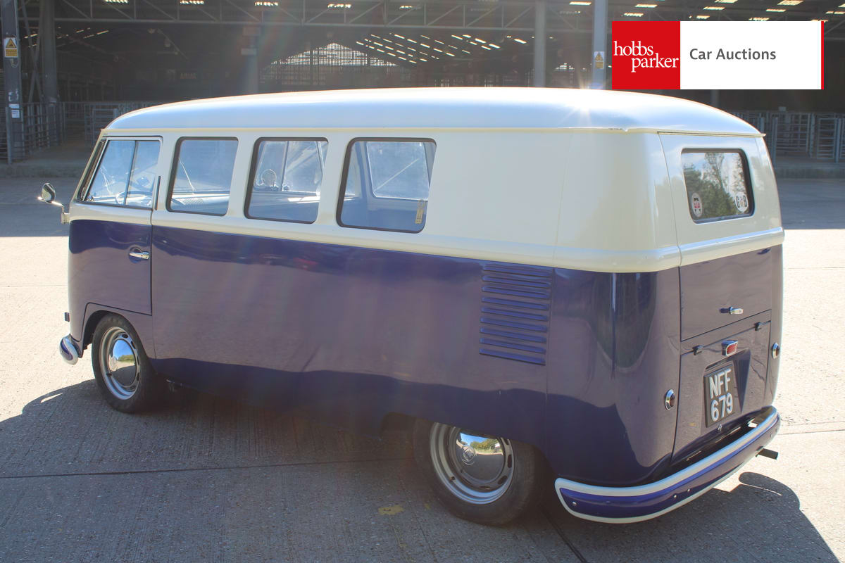 VOLKSWAGEN TYPE 2 SPLIT SCREEN COMBI CAMPER image 5