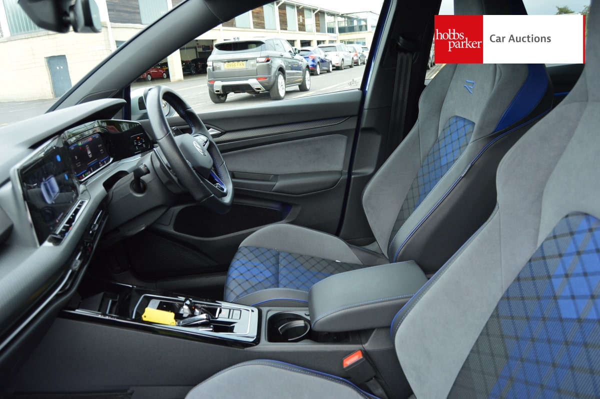 VOLKSWAGEN GOLF R TSI 4MOTION S-A image 13
