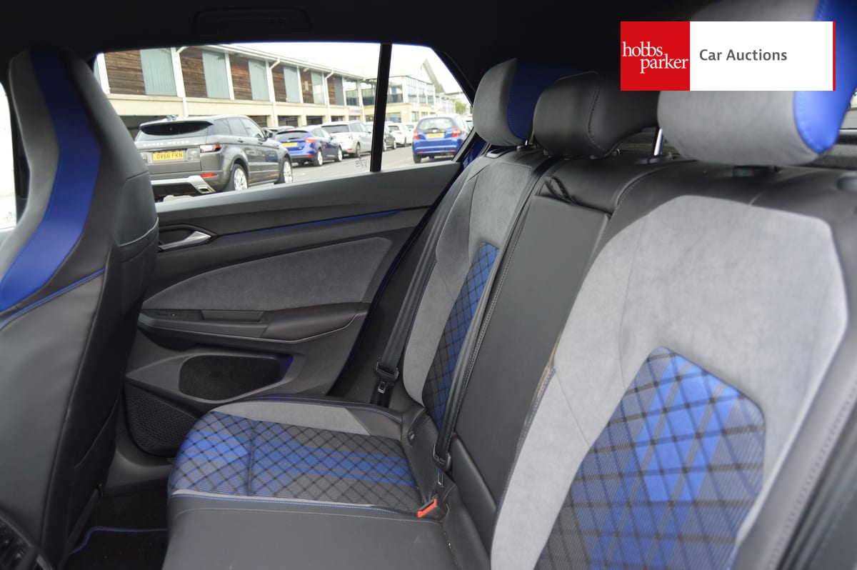 VOLKSWAGEN GOLF R TSI 4MOTION S-A image 14