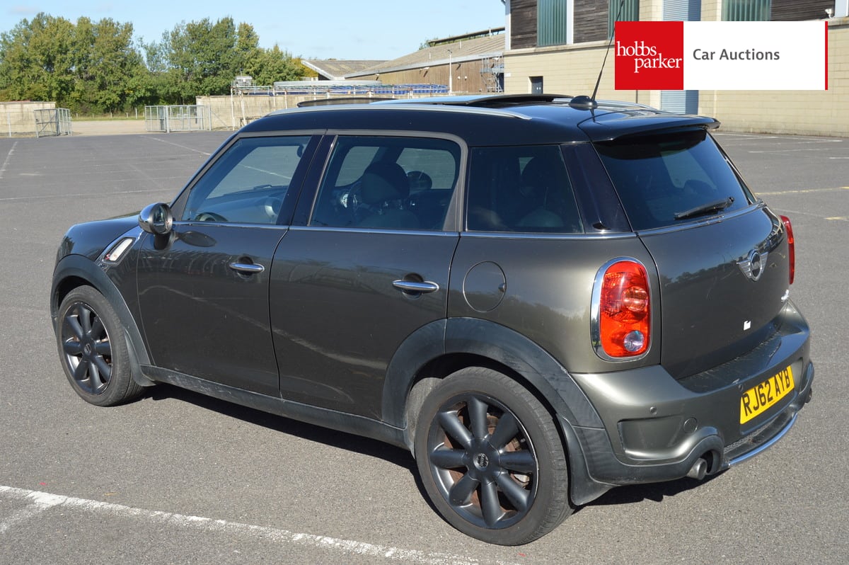 MINI COUNTRYMAN COOPER S image 5