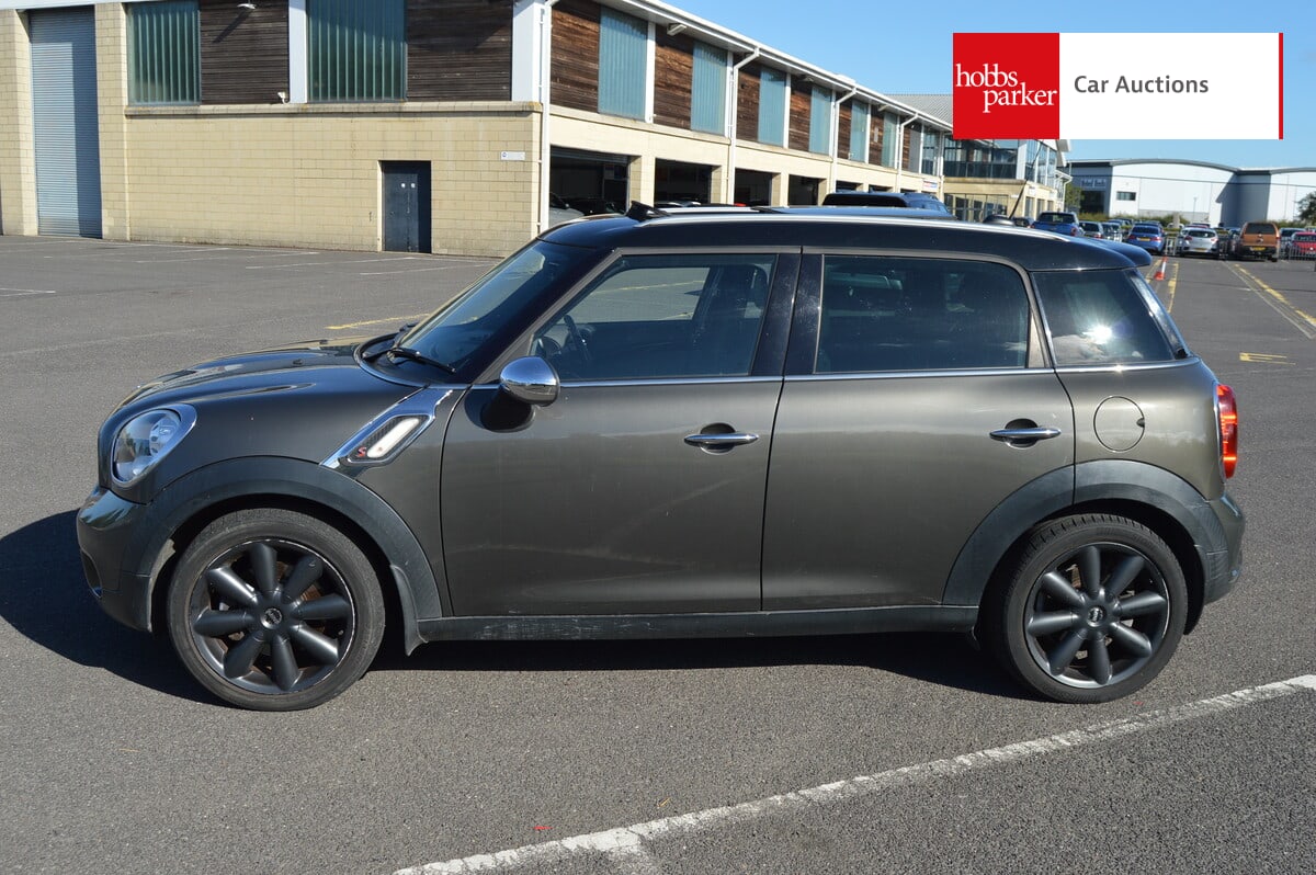 MINI COUNTRYMAN COOPER S image 6