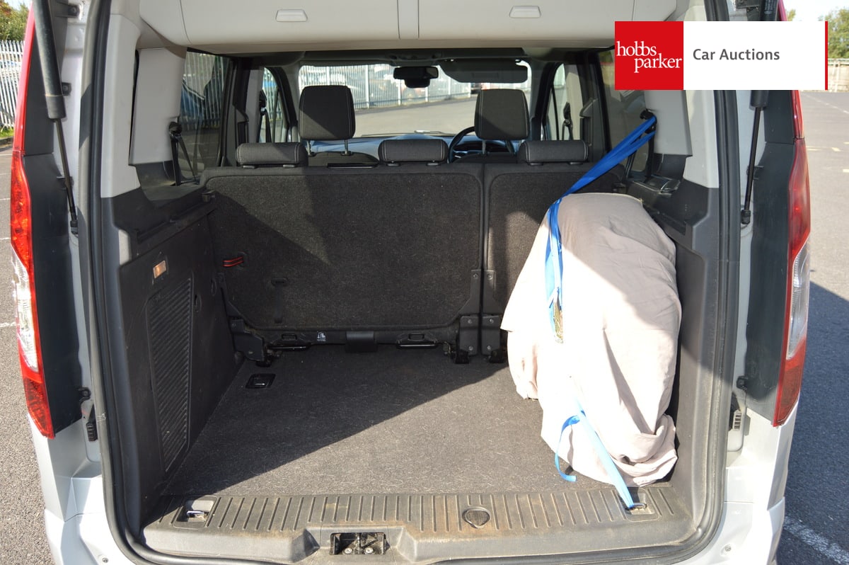 FORD TOURNEO CONNECT T-IUM TDC image 15